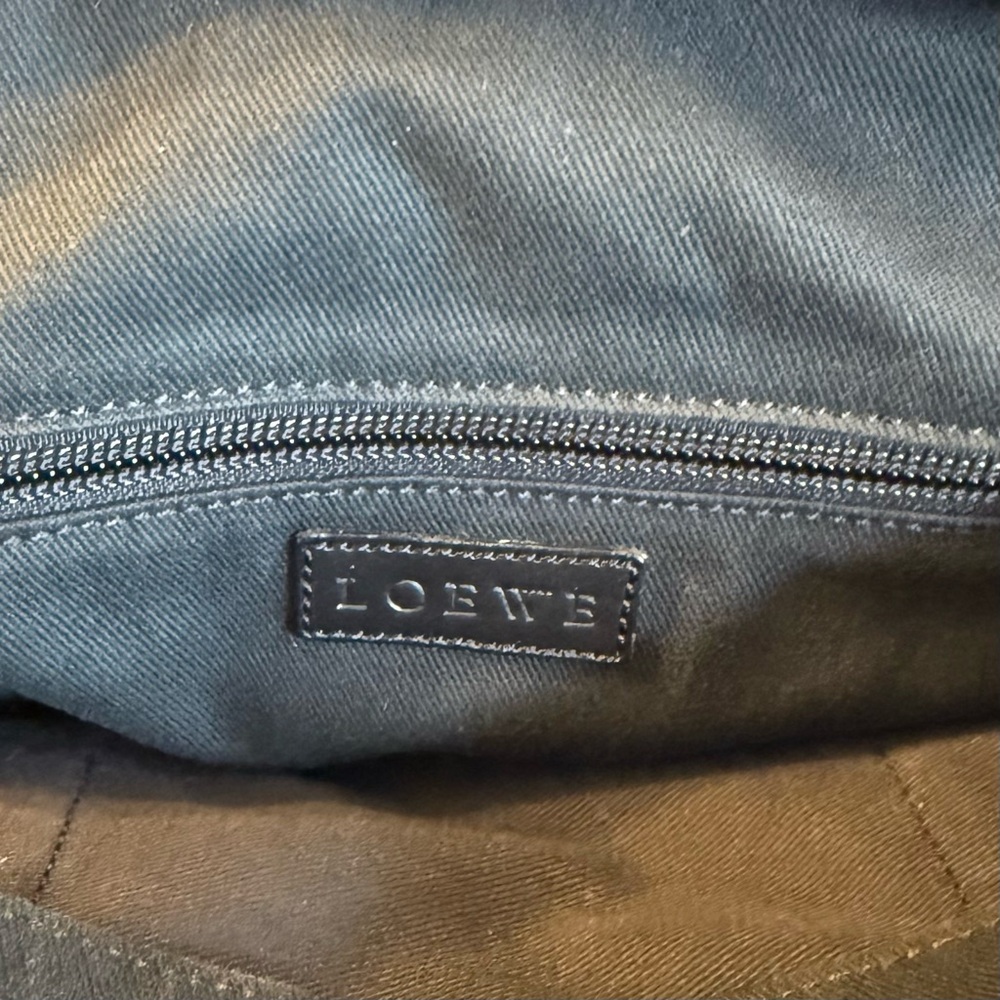 Loewe Anagram Shoulder Bag Tote - Picture 4 of 5